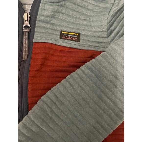 L.L.Bean Kids Quilted Hooded Full-Zip Jacket – Size L (6/7) - Picture 3 of 4